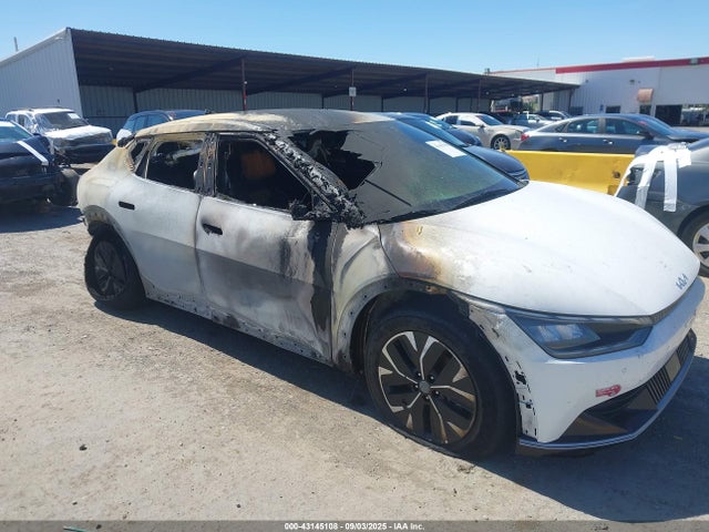 KIA EV6 2022 KNDC34LA9N5068372 Image 6