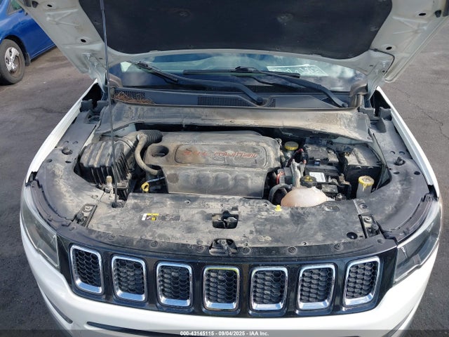 3C4NJCABXJT263377 Jeep Compass
