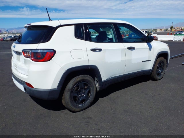 3C4NJCABXJT263377 Jeep Compass