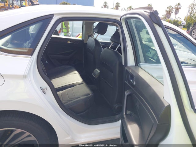 3VWG57BU6KM219454 Volkswagen 1.4 tsi
