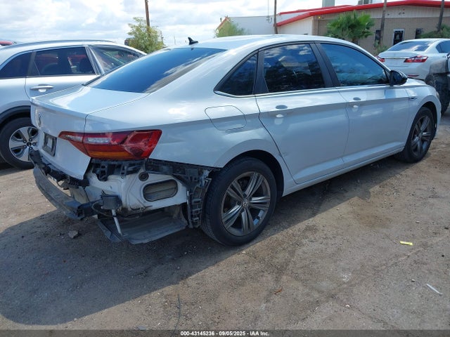 3VWC57BU8KM070737 Volkswagen 1.4 tsi