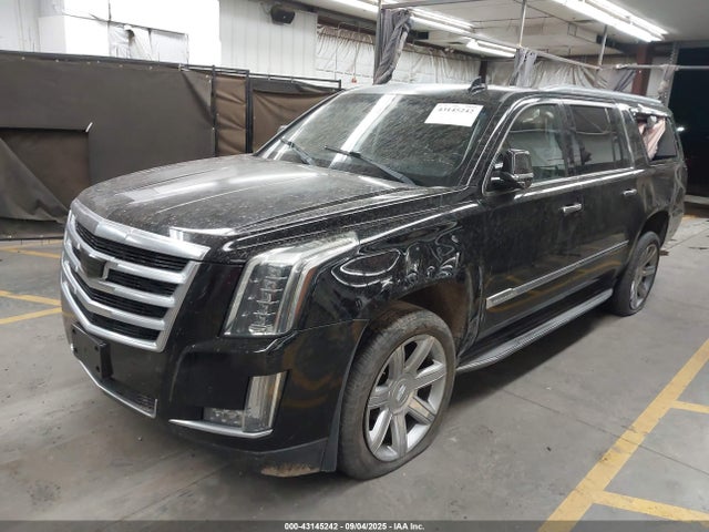 2015 CADILLAC ESCALADE ESV 1GYS3SKJ7FR703160 Photo 1
