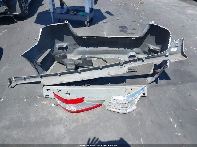 Nissan 2015 2015 3N1AB7AP1FY215598 Image 12