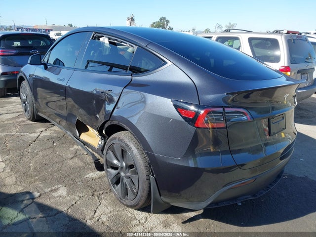 7SAYGDEE0SF306052 Tesla 2025
