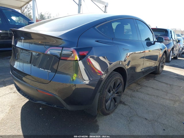 7SAYGDEE0SF306052 Tesla 2025