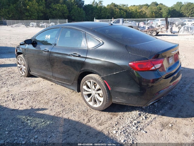 Chrysler 200 2015 1C3CCCBB6FN737028 Image 3