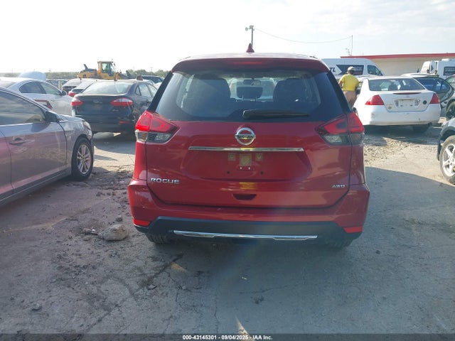 JN8AT2MV8HW266960 Nissan Rogue