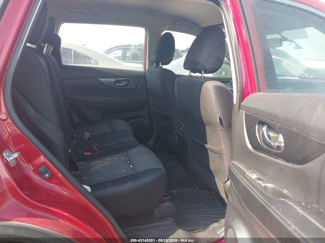 JN8AT2MV8HW266960 Nissan Rogue