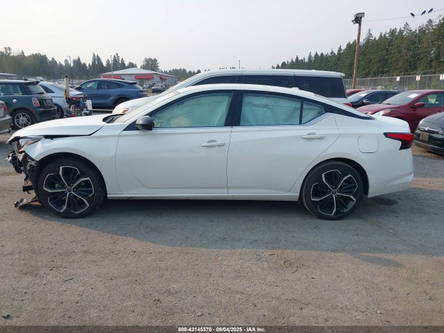 Nissan 2024 2024 1N4BL4CVXRN337456 Image 14