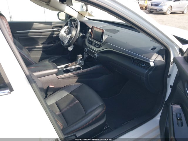 Nissan 2024 2024 1N4BL4CVXRN337456 Image 5