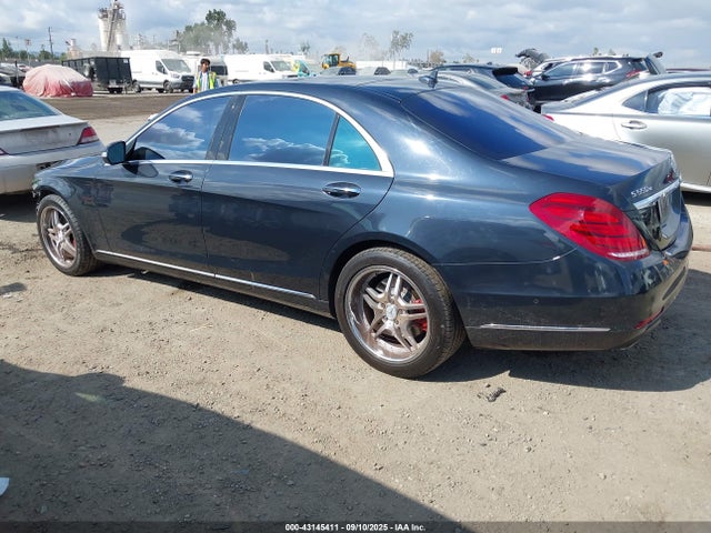 Mercedes-Benz S-Class 2015 WDDUG6DB8FA104143 Image 3
