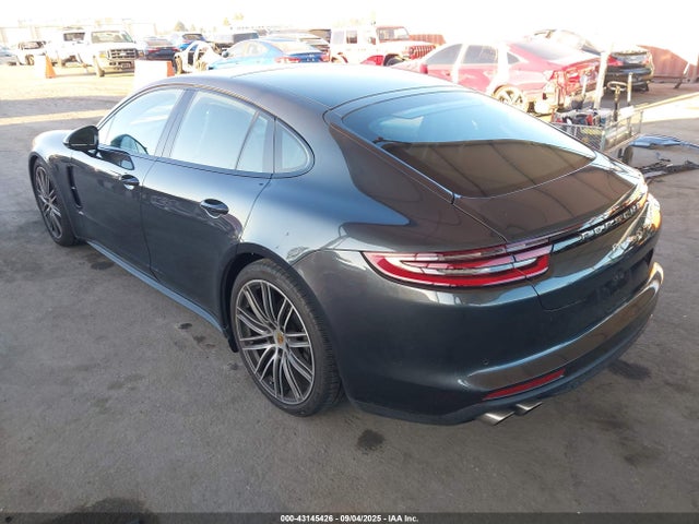 Porsche Panamera 2018 WP0AB2A79JL199054 Image 3