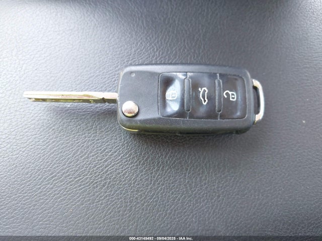 Volkswagen 1.4 tsi 2017 3VW2B7AJ6HM359023 Image 11