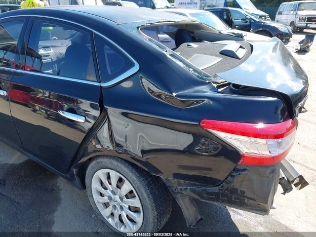 Продаж на аукціоні авто 2014 Nissan Sentra S, vin: 3N1AB7AP2EY204026, номер лоту: 43145523