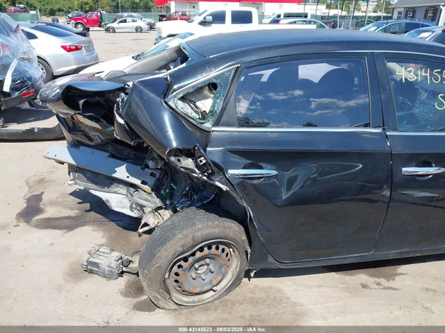 Продаж на аукціоні авто 2014 Nissan Sentra S, vin: 3N1AB7AP2EY204026, номер лоту: 43145523