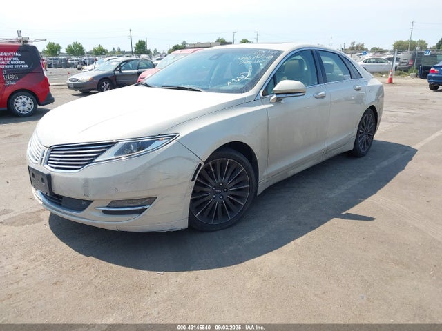 Lincoln MKZ 2016 3LN6L2G97GR609366 Image 2