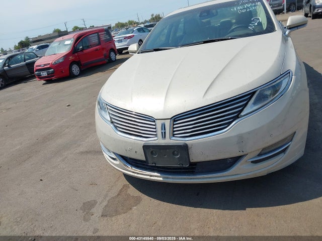 Lincoln MKZ 2016 3LN6L2G97GR609366 Image 6