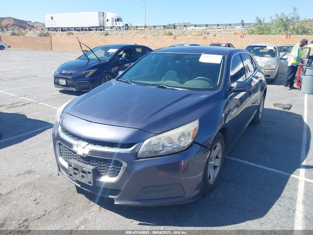 Chevrolet lkw 2015 1G11C5SL3FF328950 Image 2