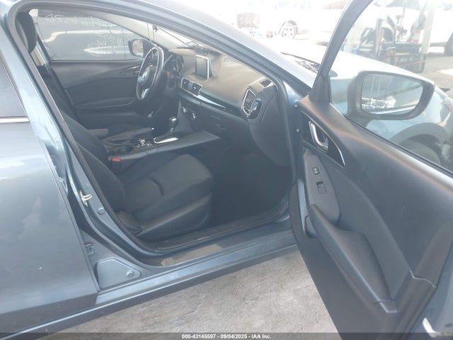 3MZBM1L72FM161688 Mazda pe