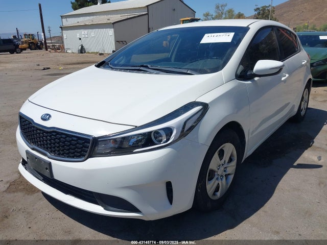 KIA gdi nu 2017 KNAFK5A85H5706088 Image 2