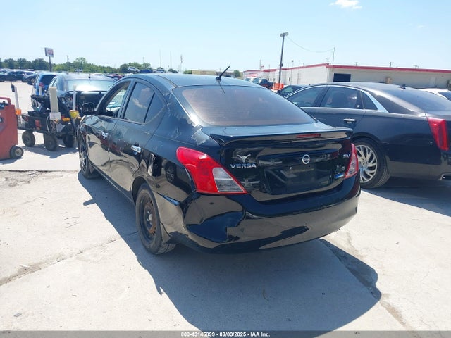 3N1CN7AP0EL828761 Nissan Versa
