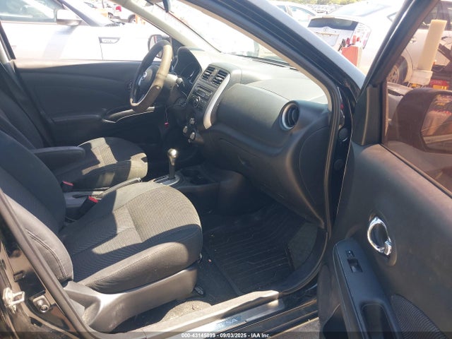 3N1CN7AP0EL828761 Nissan Versa