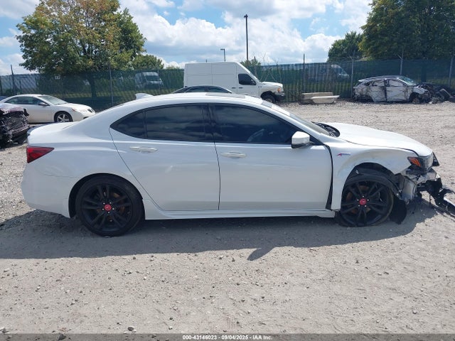 Acura j35y6 2019 19UUB2F63KA009941 Image 12