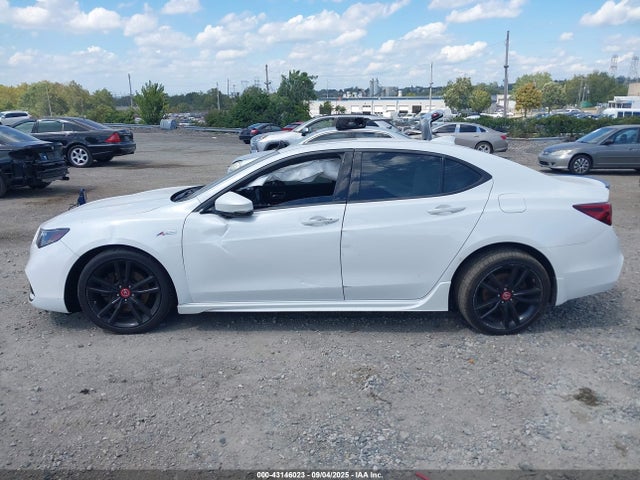 Acura j35y6 2019 19UUB2F63KA009941 Image 13