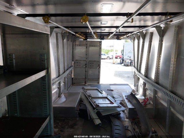 1F65F5KN9M0A04180 Ford Commercial Chassis