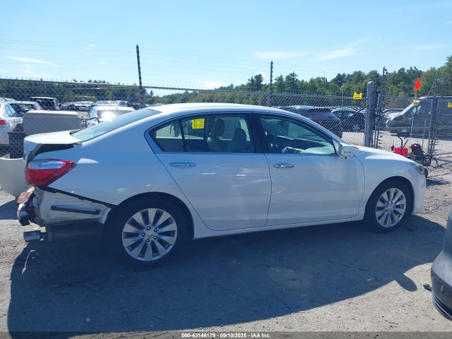 Honda k24w1 2014 1HGCR2F88EA305292 Image 14