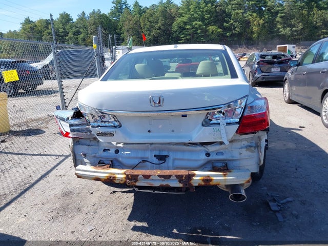 Honda k24w1 2014 1HGCR2F88EA305292 Image 17