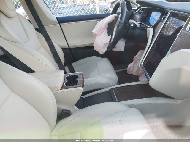 2017 TESLA MODEL S 5YJSA1E28HF216259 Photo 4