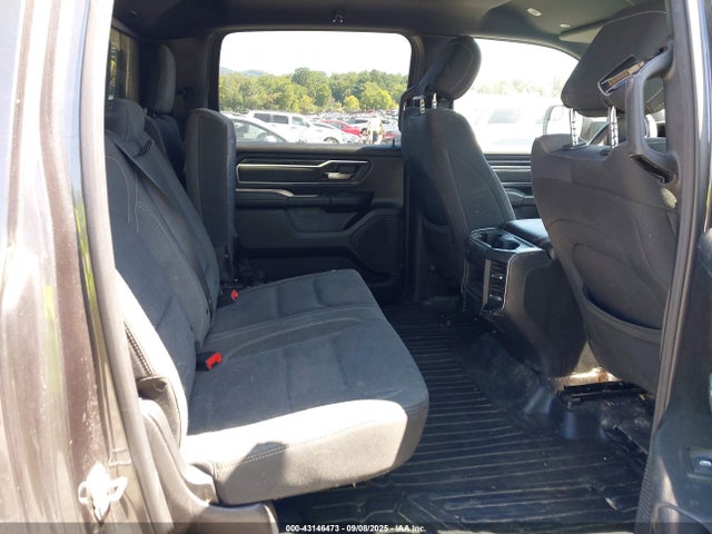 RAM 1500 2019 1C6SRFFT4KN707778 Image 8