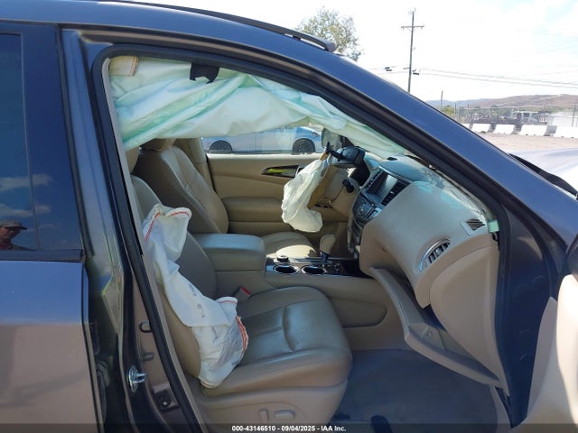 Nissan 2015 2015 5N1AR2MM6FC621586 Image 5