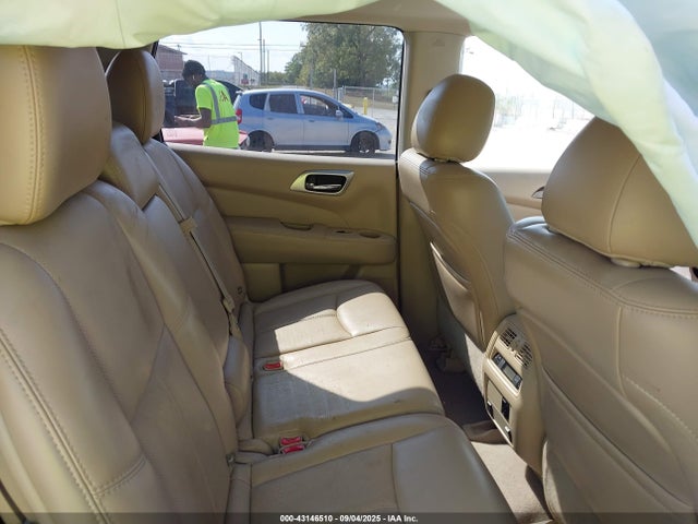 Nissan 2015 2015 5N1AR2MM6FC621586 Image 8
