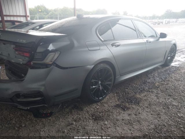 2022 BMW 740 WBA7T2C00NCH01088 Photo 3