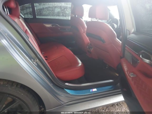 2022 BMW 740 WBA7T2C00NCH01088 Photo 7