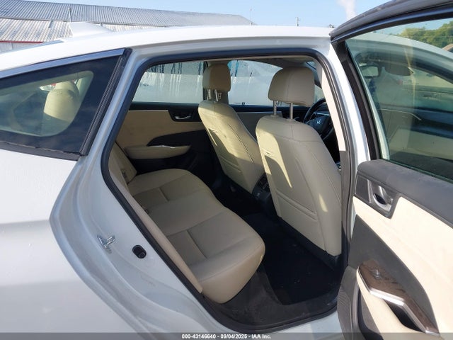 JHMZC5F38JC002705 Honda leb3(h4)
