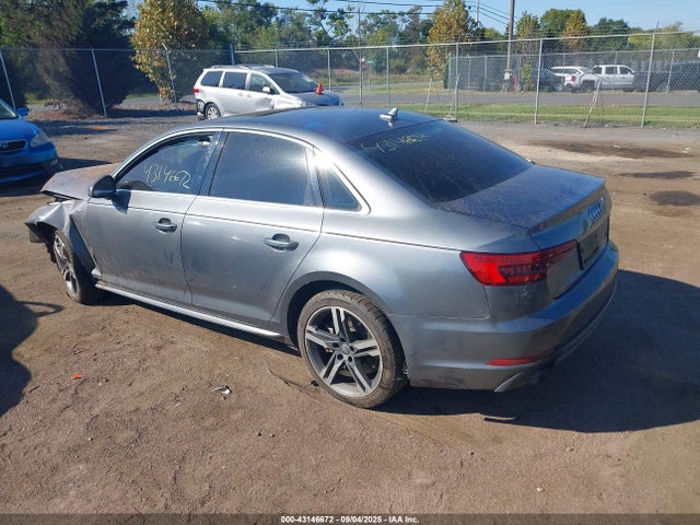 2018 AUDI A4 WAUENAF40JA083798 Photo 2