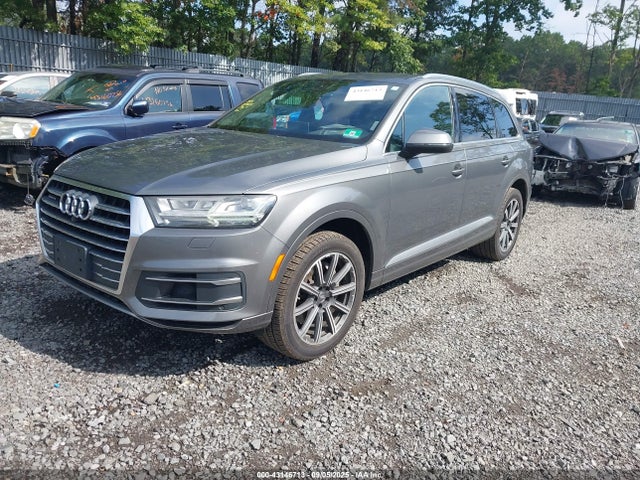 2017 AUDI Q7 WA1LAAF7XHD017973 Photo 1