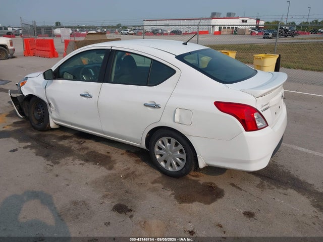 43146754 :رقم المزاد ، 3N1CN7AP3HL868627 vin ، 2017 Nissan Versa 1.6 Sv مزاد بيع