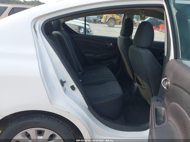 43146754 :رقم المزاد ، 3N1CN7AP3HL868627 vin ، 2017 Nissan Versa 1.6 Sv مزاد بيع