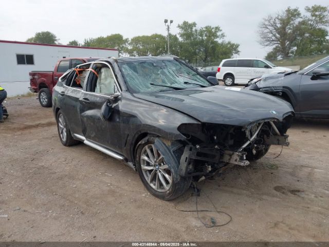 2019 BMW X3 5UXTR9C59KLP94673