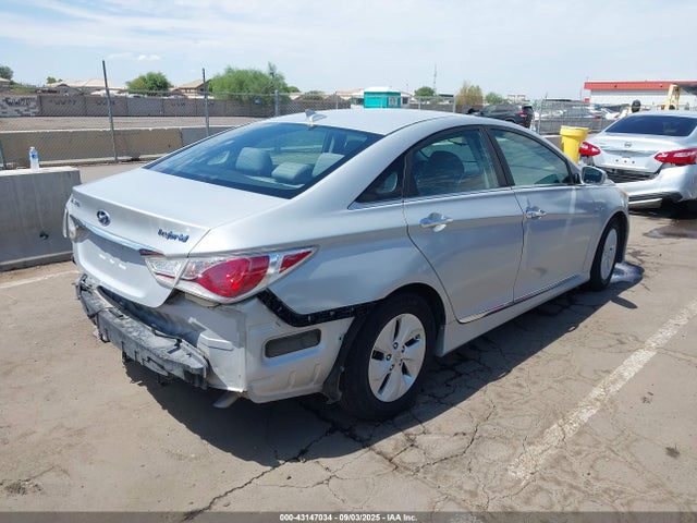 Hyundai Sonata 2014 KMHEC4A47EA114418 Image 4