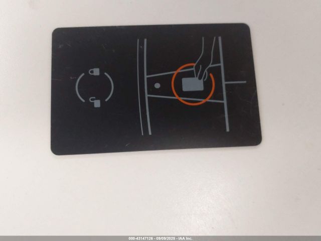 2025 TESLA MODEL 3 5YJ3E1EB7SF914653 Photo 10