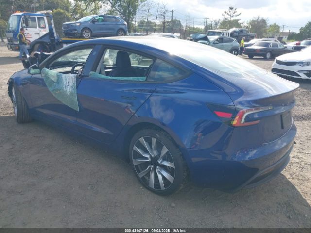 2025 TESLA MODEL 3 5YJ3E1EB7SF914653 Photo 2