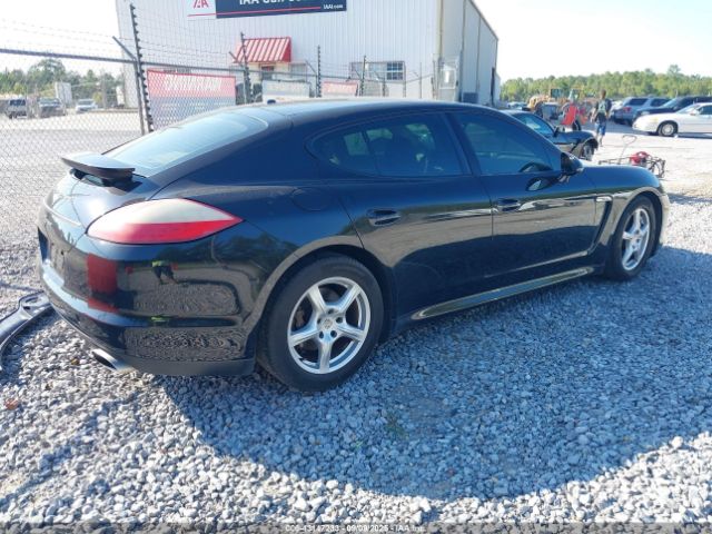2011 PORSCHE PANAMERA WP0AA2A78BL012827 Photo 3