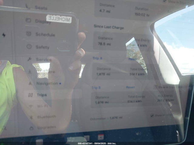 2026 TESLA MODEL Y 7SAYGDEE9TA389415 Photo 6