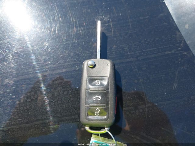 2015 VOLKSWAGEN PASSAT 1VWAT7A34FC121812 Photo 10