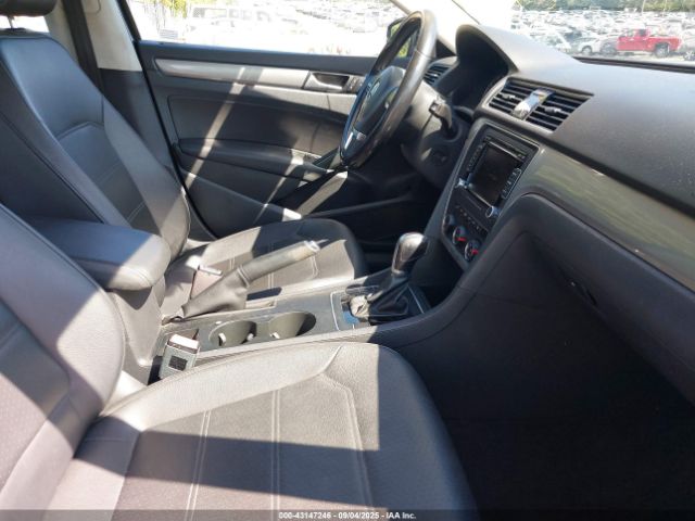 2015 VOLKSWAGEN PASSAT 1VWAT7A34FC121812 Photo 4